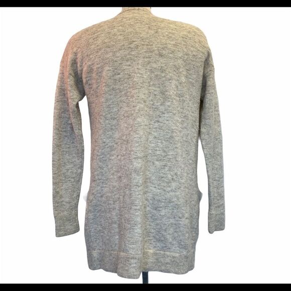 Aritzia Wilfred wool cardigan size extra small - Picture 2 of 6